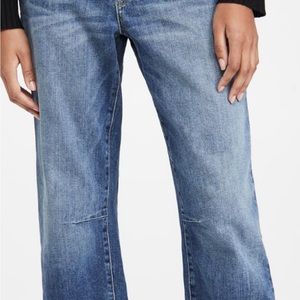 Classic wash mid-weight,non stretch denim